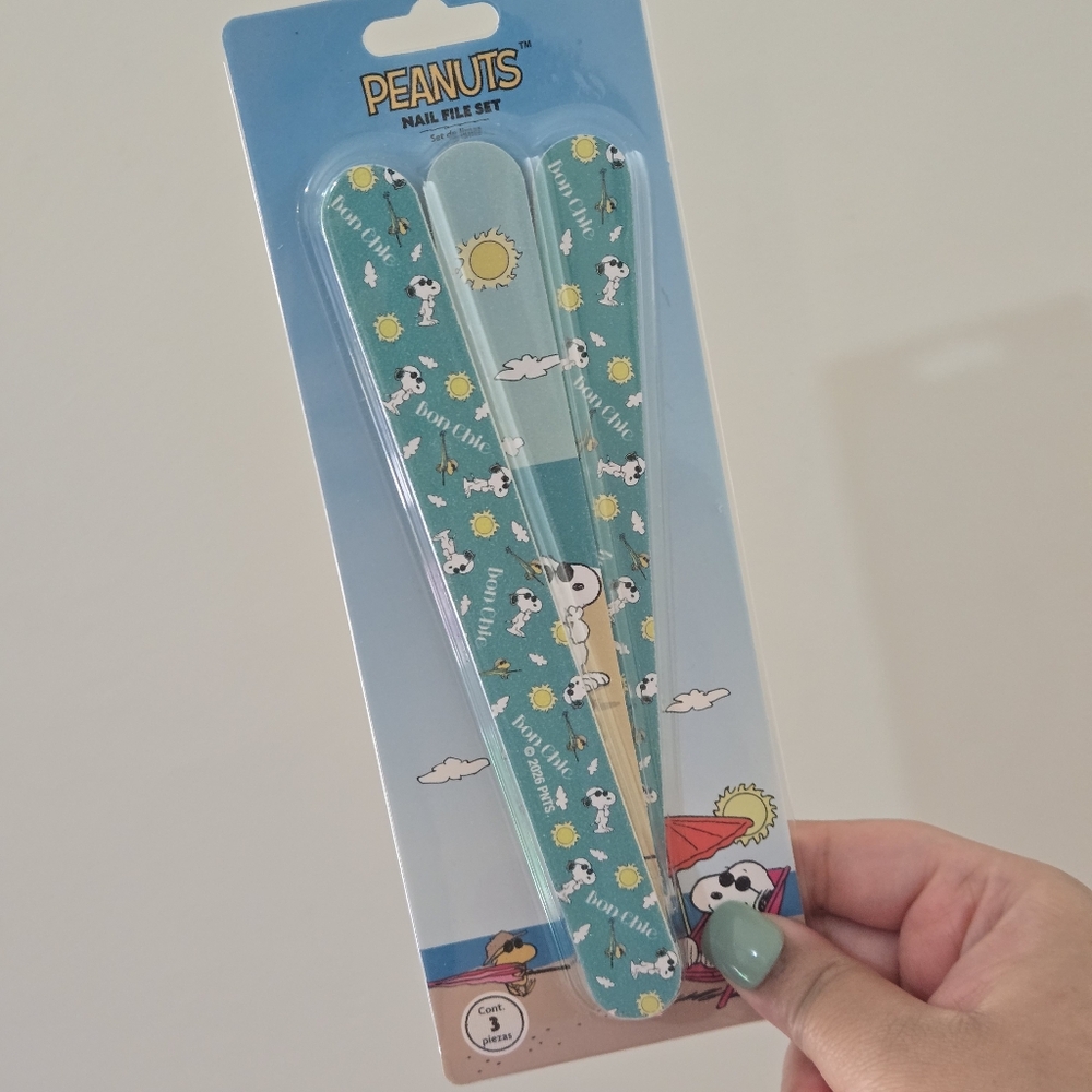 Peanuts Blue Nail File Set with Snoopy Design